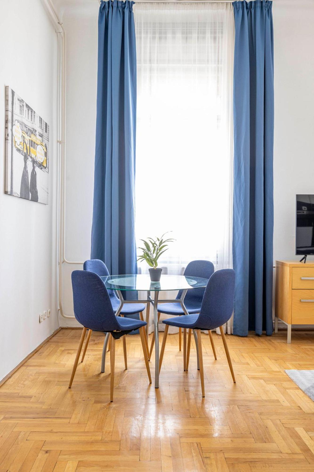 Super Central Cozy Home On The St. Stephen Road ブダペスト エクステリア 写真
