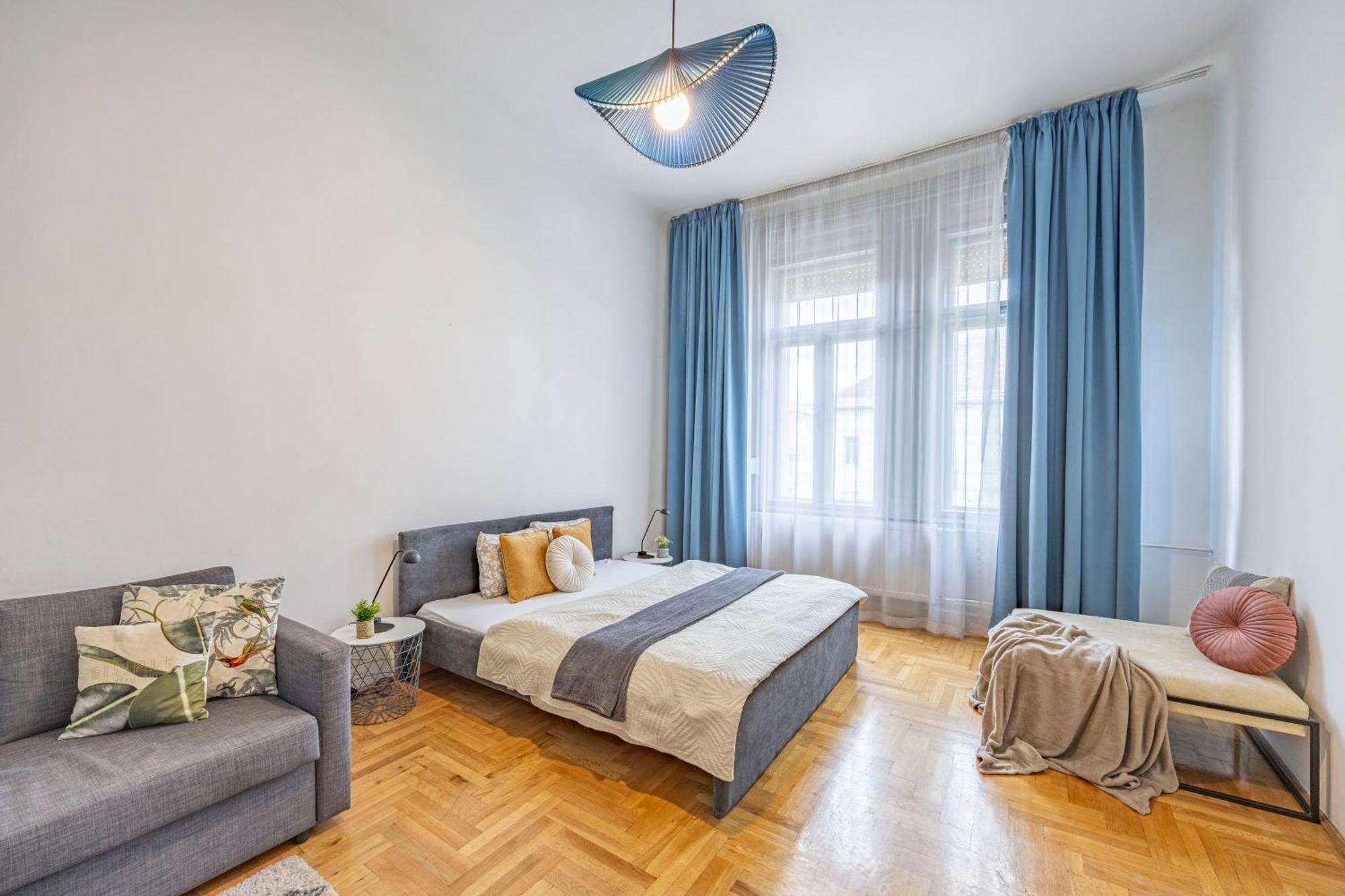 Super Central Cozy Home On The St. Stephen Road ブダペスト エクステリア 写真